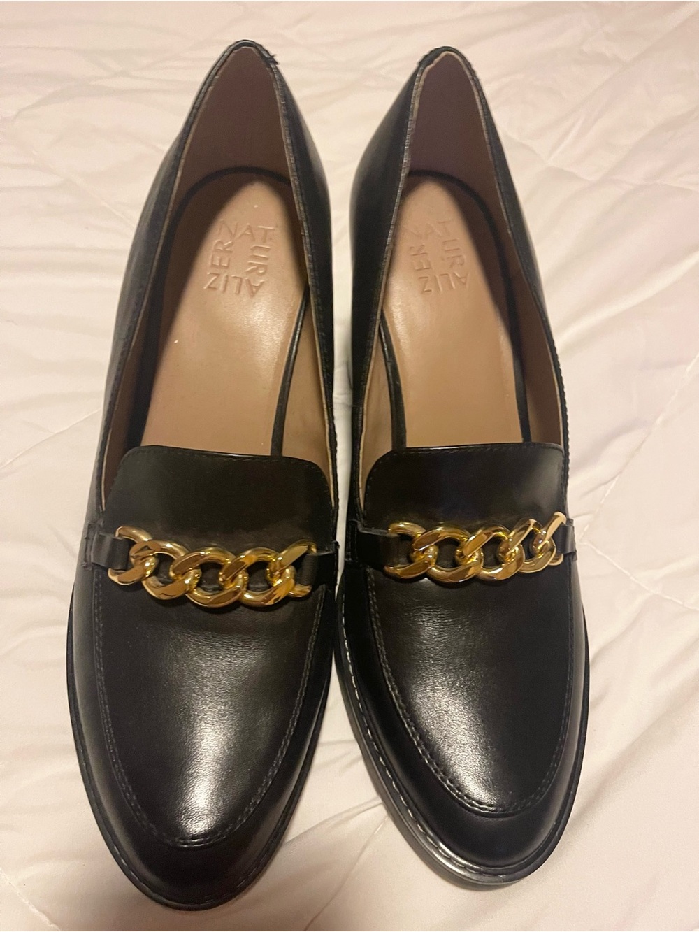 Naturalizer Black Leather platform heels with Gold Chain Accent 12w